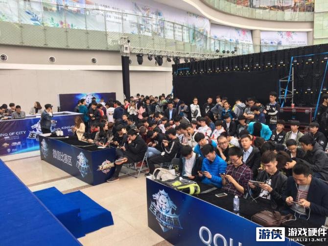 团队在赛场 团队在赛场