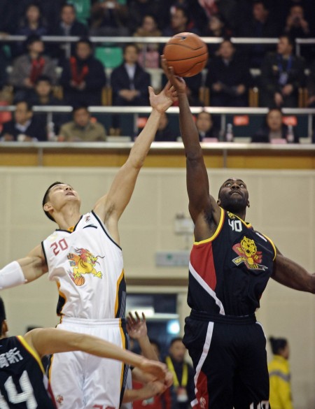 决赛首支被 决赛首支被